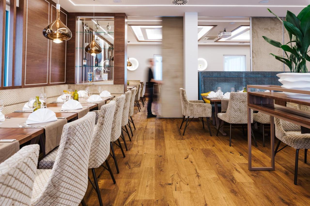 Tinschert Hotel-Restaurant-Partyservice Schwertberg Εξωτερικό φωτογραφία